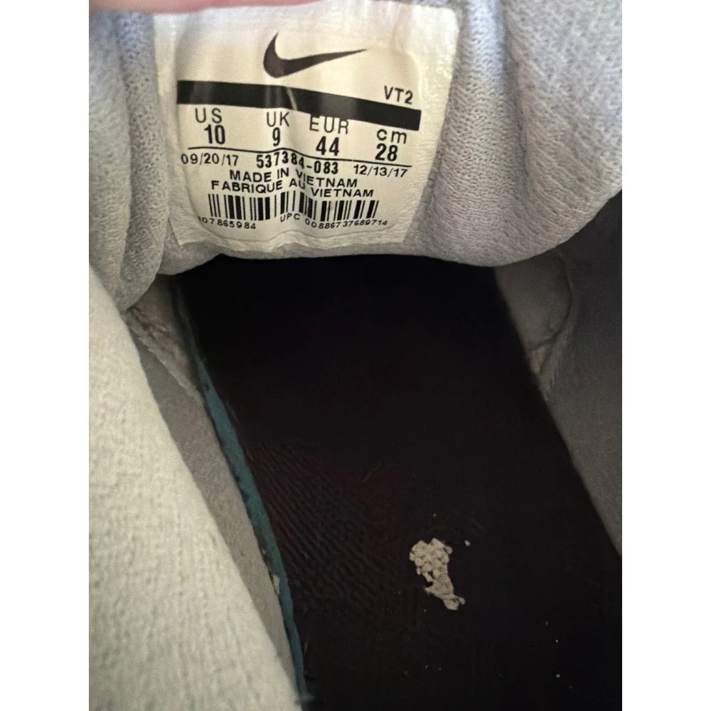 Nike Air Max 90 Essential Wolf Grey Black White 537384-083 Mens Size 10 Sneakers